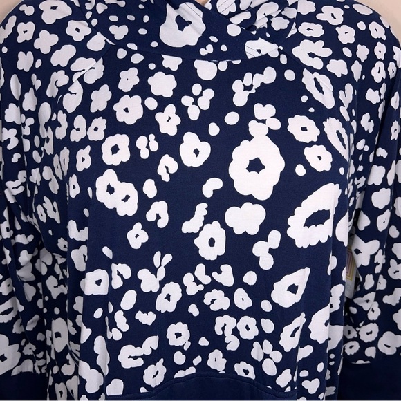 NEW 3XL Lularoe Amber Hoodie Blue White Floral Leopard Print Casual Comfortable - Picture 13 of 15